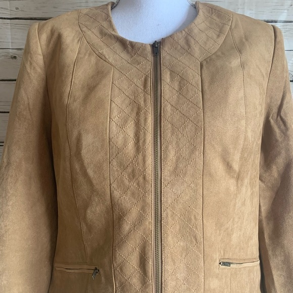 Dressbarn Faux Suede Full ZIP Jacket Size Small - Picture 3 of 9